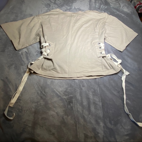 Lace up drop shoulder tee - Picture 5 of 6